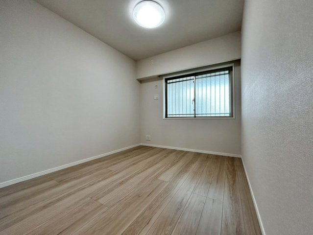 サングランデ桜橋　9階　角　部屋　リ　フォーム済の洋室