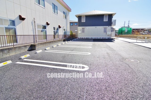 グリーンパティオの駐車場