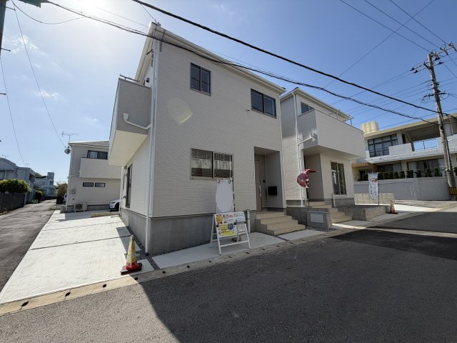 糸満市座波　第2（全4棟）2・3号棟の外観|※全棟駐車2台可♪