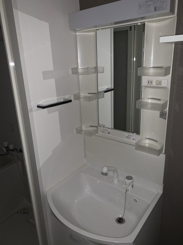 ヴァローレクオリタ清澄白河の洗面所