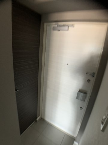 ヴァローレクオリタ清澄白河の玄関