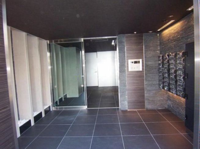 ヴァローレクオリタ清澄白河のロビー