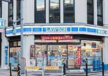 グローリオシェルト四谷坂町の周辺|コンビニ