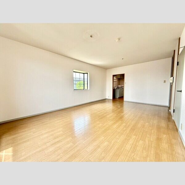 ウインディア大久保の居間・リビング