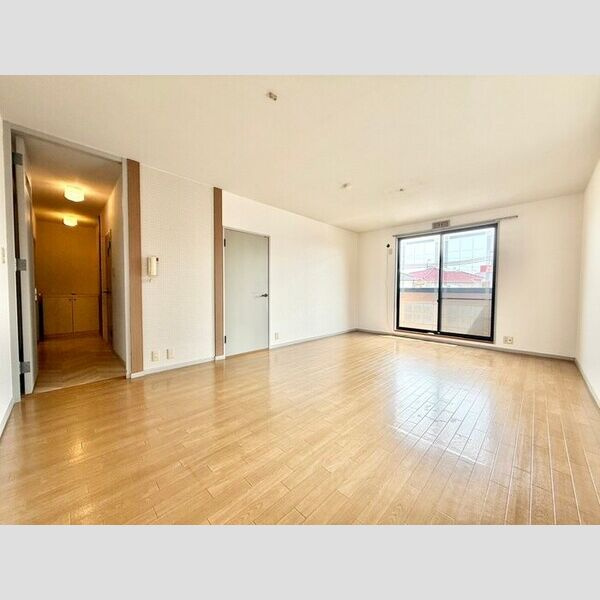 ウインディア大久保の居間・リビング