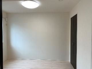 ピアチェーレ（Piacere）の洋室