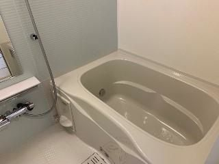 ピアチェーレ（Piacere）の浴室