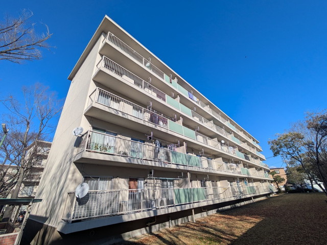 山田池住宅10号棟