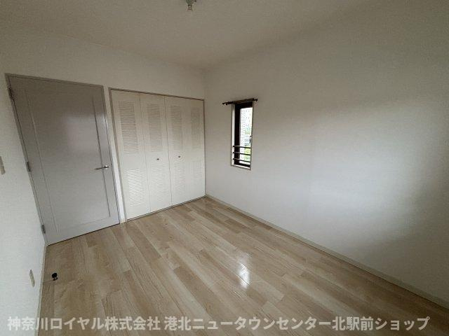 【寝室】