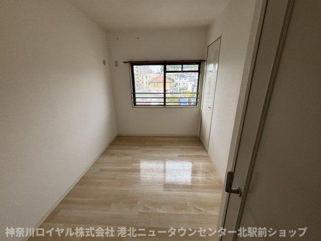 【寝室】