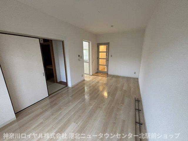 【居間・リビング】