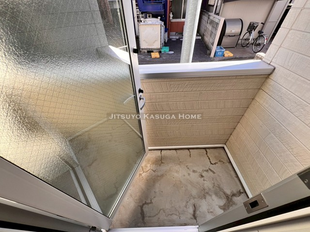 【バルコニー】