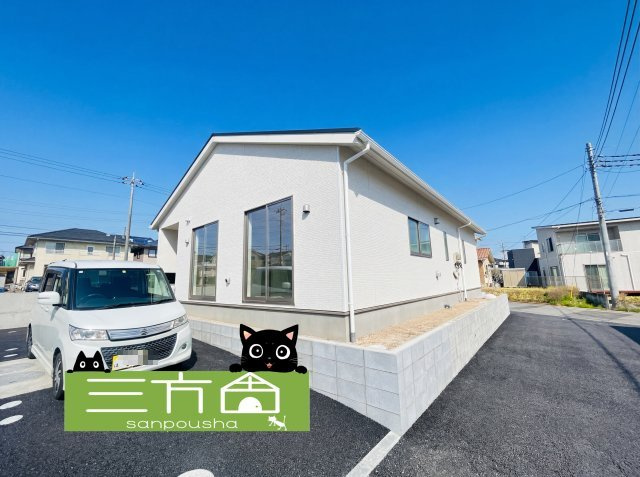 新築　高崎市金古町第16　クレイドルガーデン　１号棟の外観|現地写真　2026年3月完成予定！類似物件のご内覧等、お気軽にお問合せください♪　							
　							
