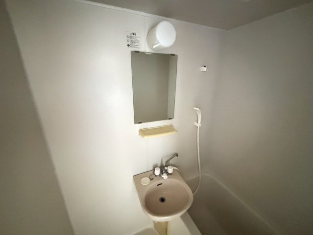 ヴィラージュささほこの洗面所