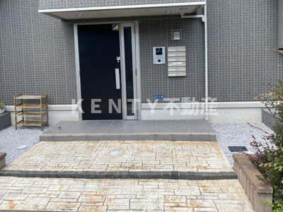 【エントランス】 | アルぺージュ大森　A棟 | 落ち着いたエントランスです