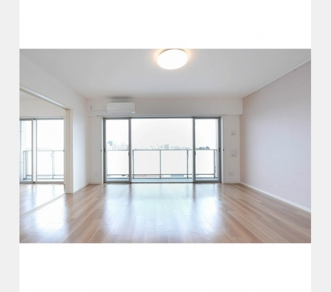 コンフォリア鷺沼三丁目の居間・リビング