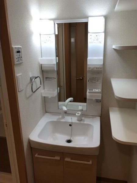 ソフィア本山の洗面所