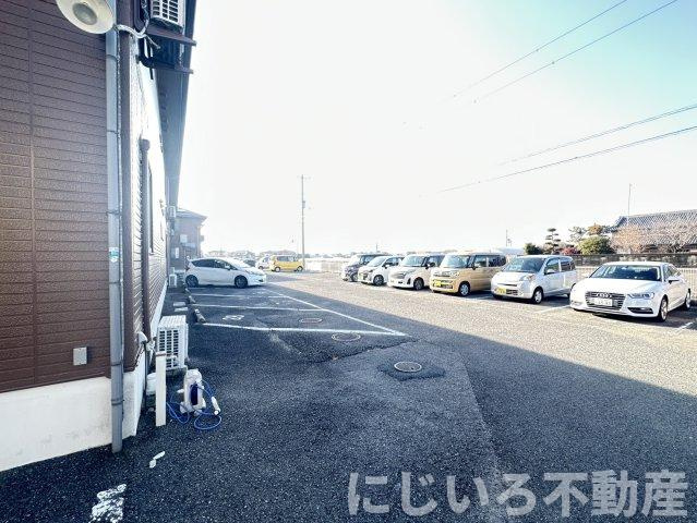 スイートハウスⅠの駐車場