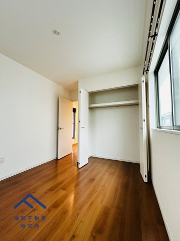 糟屋郡須惠町大字植木　戸建ての洋室