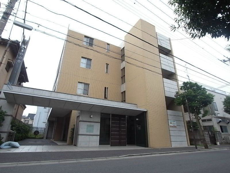 ルシルエスパシオの外観