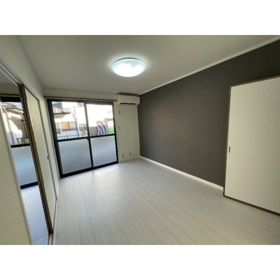 【居間・リビング】 | ジュネス狭山2号館 | ゆったり過ごせる居間です