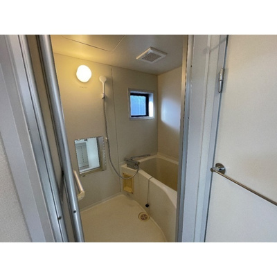 【浴室】 | ジュネス狭山2号館 | コンパクトで使いやすいお風呂です