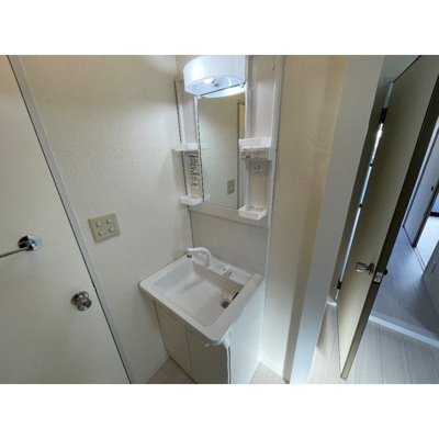【洗面所】 | ジュネス狭山2号館 | 使いやすい洗面所です