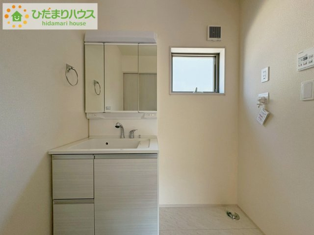 日立市東大沼町第1　新築戸建　2号棟の独立洗面台|シンプルで使い勝手の良い独立洗面台！