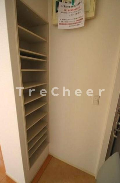 豊玉中3丁目アパートの収納