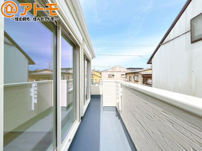 【バルコニー】 | 葵区田町2丁目　新築戸建　B号棟 | 陽当りの良いバルコニーはお洗濯物はもちろんお布団もふかふかになります♪