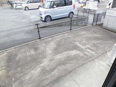 【庭】 | アイネヴェルト　A棟 