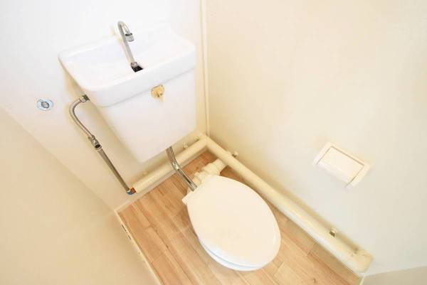 ビレッジハウス玉戸1号棟のトイレ|ビレッジハウスの同一物件・同一タイプの間取りの写真です