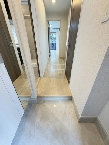 メゾン　ド　シュシュの玄関