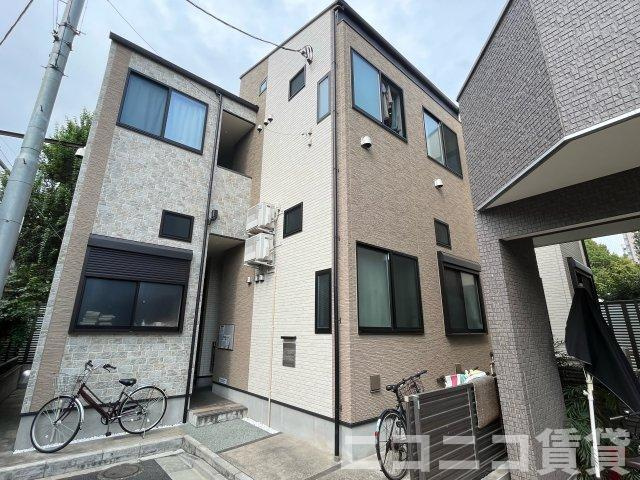 板橋区氷川町のアパートの外観
