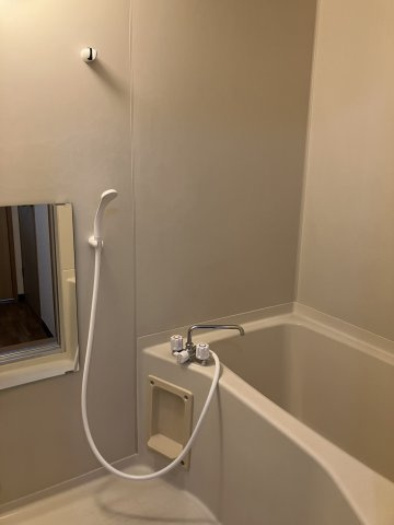 第2フジヨシマンションの浴室