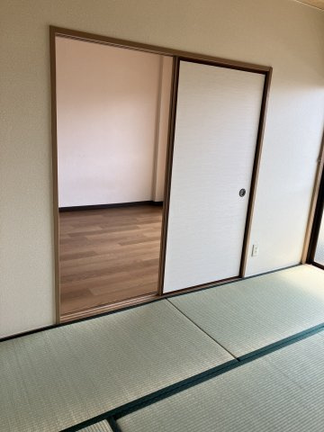 第2フジヨシマンションの洗面所