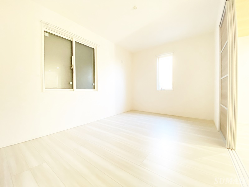 アナシエ鹿浜の洋室|6.9帖の洋室です☆