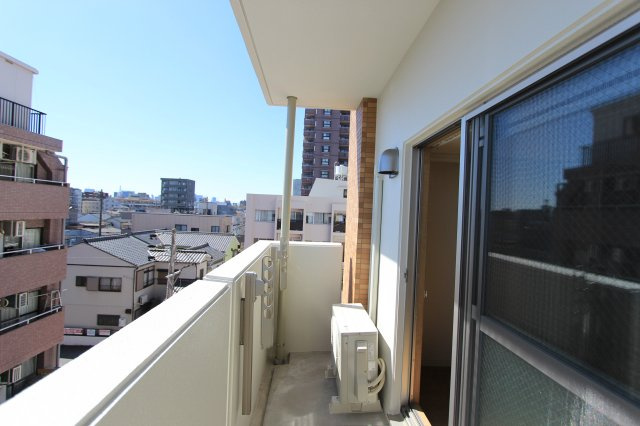 ＳＯＬＡＲＥ（ソラーレ）のバルコニー