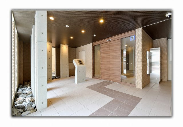 ＳＯＬＡＲＥ（ソラーレ）のエントランス