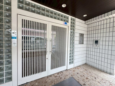 【その他共用部分】 | ライオンズマンション駒川第2 | オートロックや防犯カメラも備わり、セキュリティ面の充実したお住まいです♪