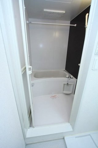 ルート３＆Ｍ・ＹⅤの浴室|きれいなお風呂です