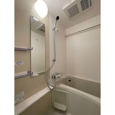 【浴室】 | ファーストフィオーレ北大阪リアン | ゆったり過ごせるお風呂です