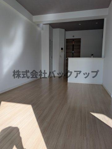 アルティメゾン博多の居間・リビング