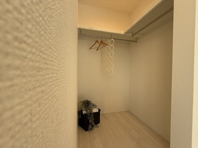 魚住町清水　新築戸建の収納