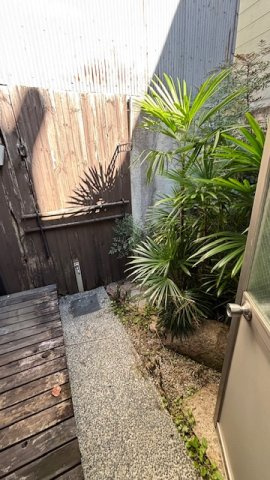 大阪市住之江区東加賀屋2丁目   貸家の庭|お庭も活用できます