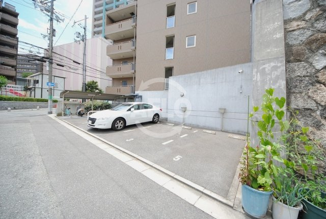 Elfer天王寺　天王寺小学校区の駐車場|Elfer天王寺　駐車場