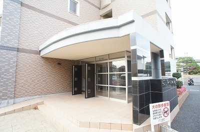 Ｗ・フォンターナのエントランス