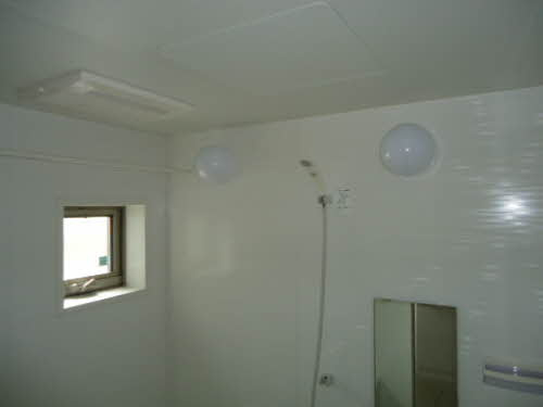 泉大津市曽根町３丁目のハイツの設備|おしゃれな内装です