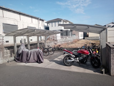 【その他共用部分】 | ハルシュタット | 屋根付き駐輪場