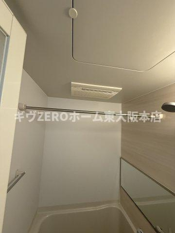 スプランディット難波の浴室